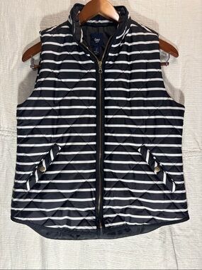 GAP Black & White Quilted Stripe Vest
